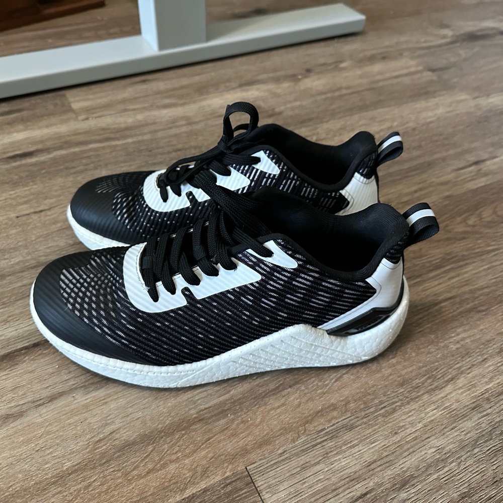 Velaasa Raptors